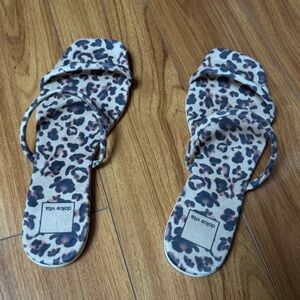 Dolce Vita Leopard Print Women's Sandals